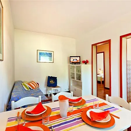 Appartamento Holiday Villaggio Azzurro Spiaggia - Ivn01342-dyb *